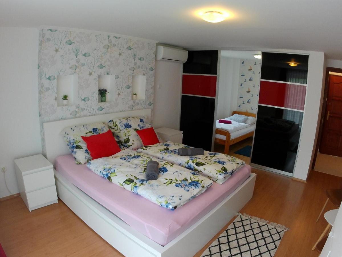 Balatoni Aranyparti Apartmanok Шиофок Экстерьер фото